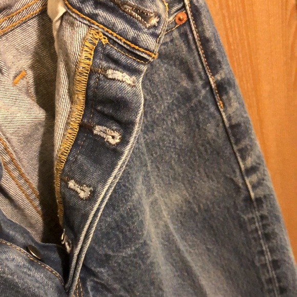 Levi's 501 Jeans Original Button Fly Medium Wash Cotton Straight Leg  34x38 - Picture 6 of 9